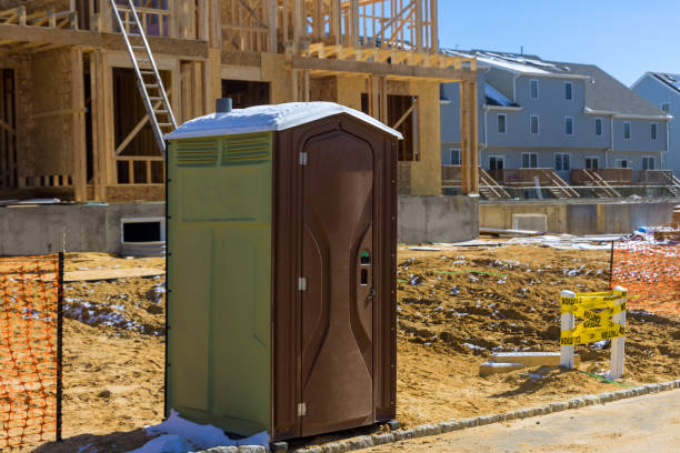 Best Portable bathroom rental  in Ovid, MI